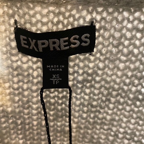 Express - Picture 3 of 4